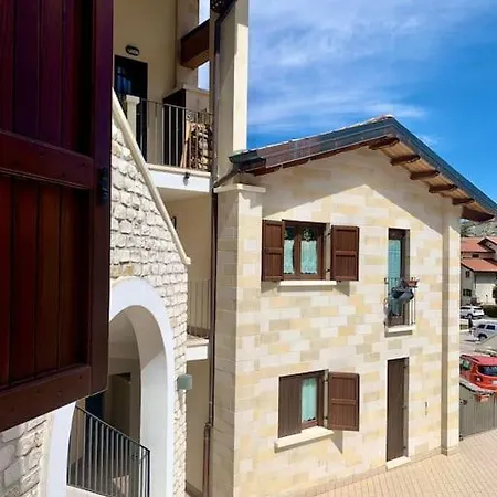 La Loggia Luxury * Рокка-ди-Меццо